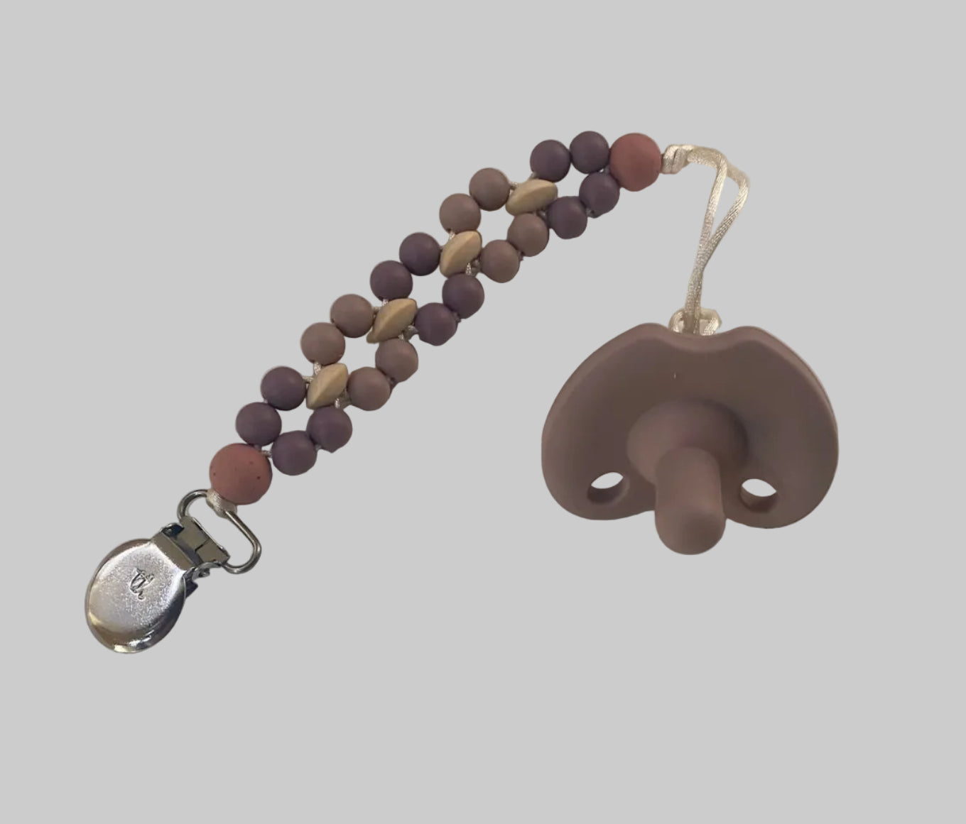 Piper Pacifier Clip & Silicone Round Soother
