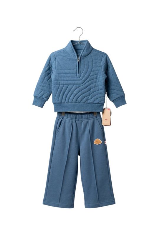 Turtle Neck Sweatshirt & Wide Leg Pants