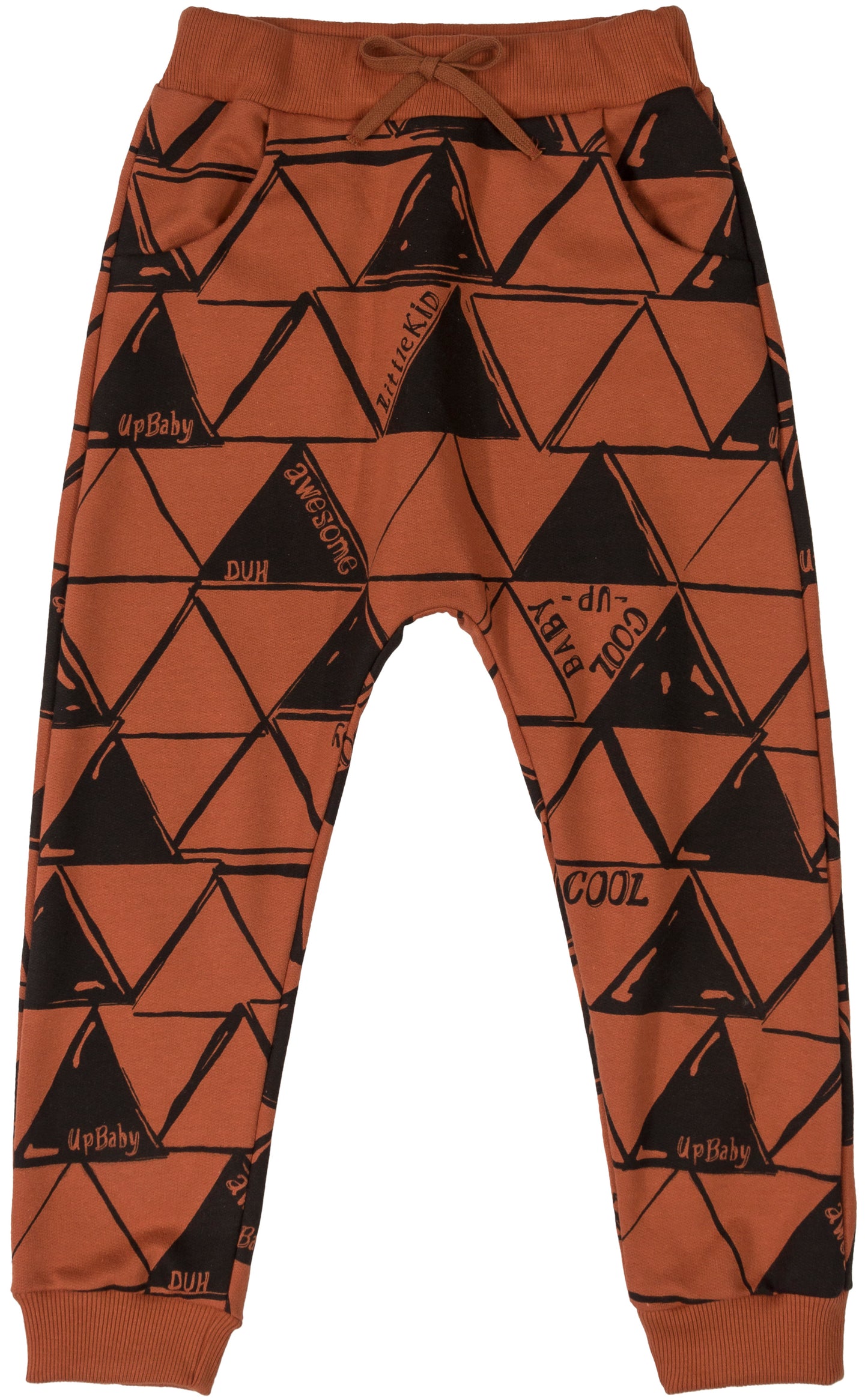 Zipper Sweatshirt & Graphic Triangle Jogger in Rust