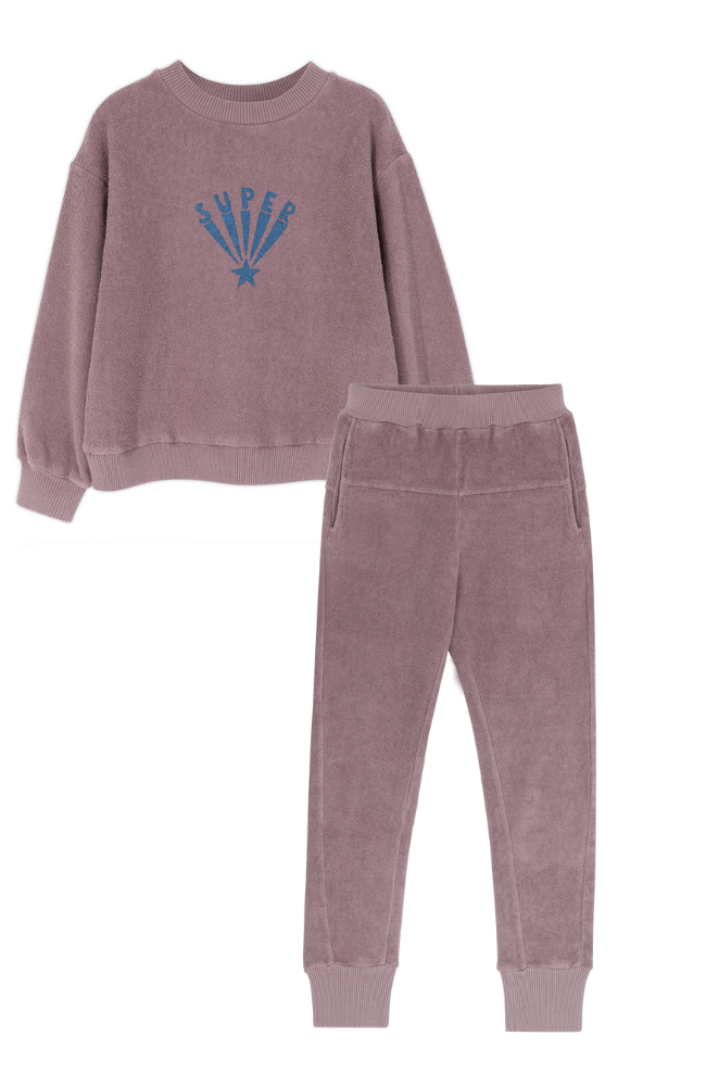 Super Star Sweatshirt & Joggers